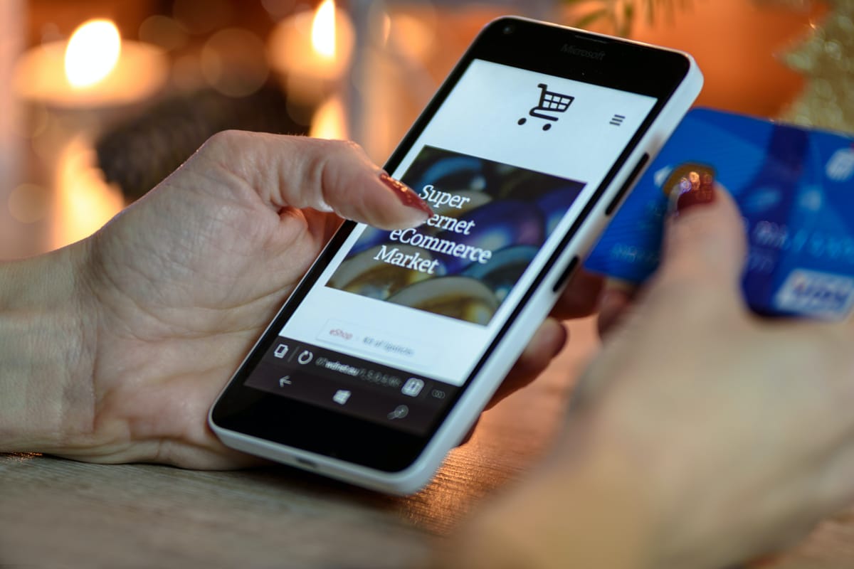 Revie: Obten reviews para e-commerce con un solo mensaje