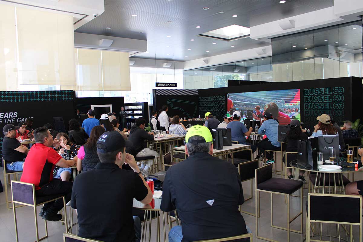 Mercedes-Benz Villauto acerca a sus clientes al Gran Premio de México