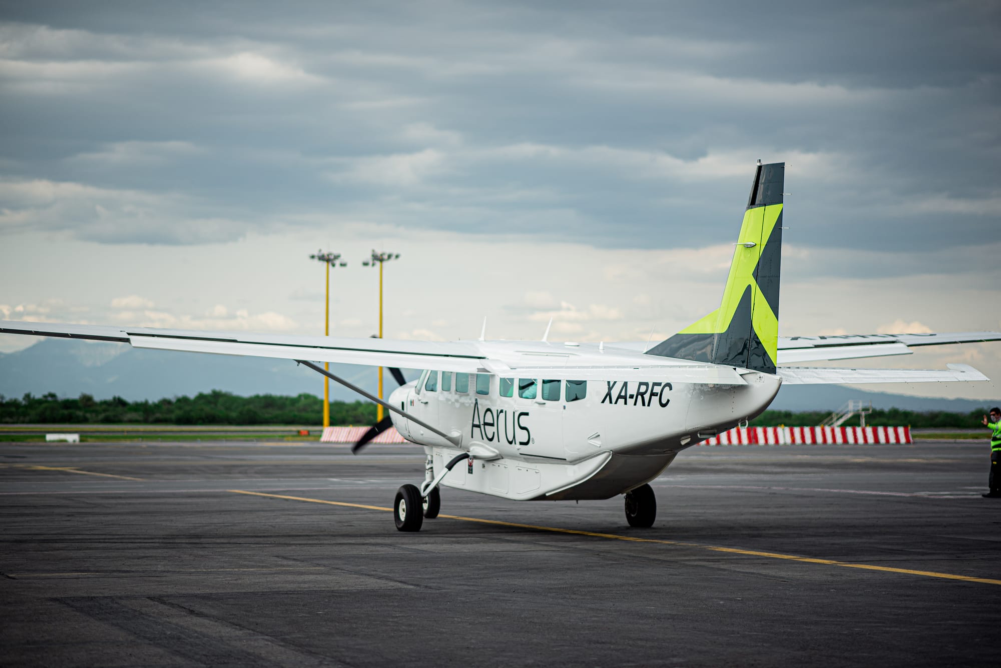 Aerus comienza operaciones con destinos regionales