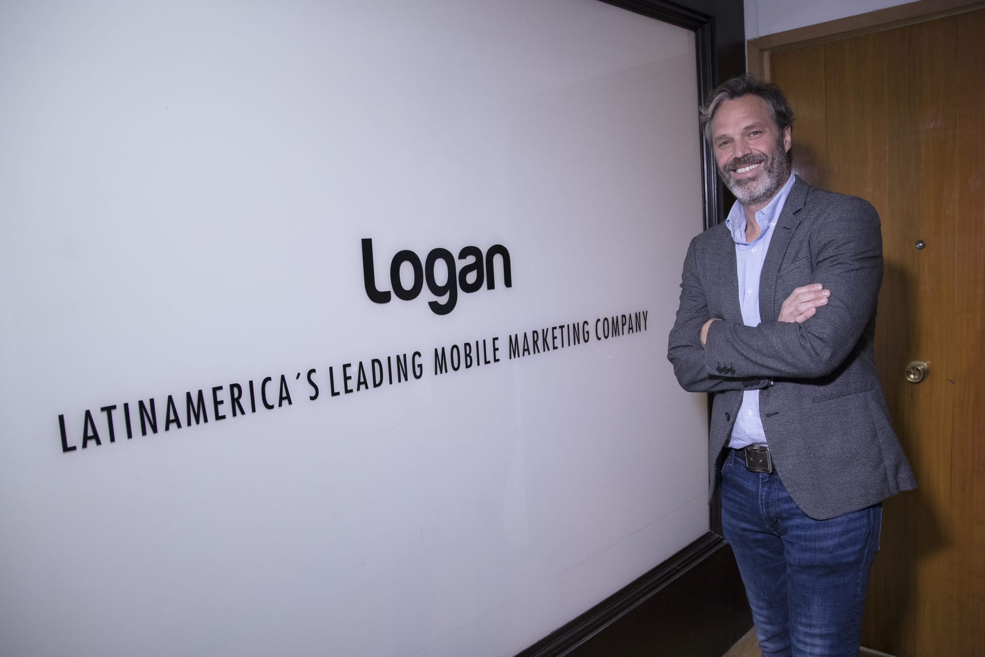 Logan conecta a bancos con clientes mediante mobile