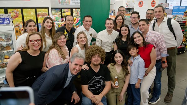 Iconn impulsa a emprendedores a través de 7-Eleven