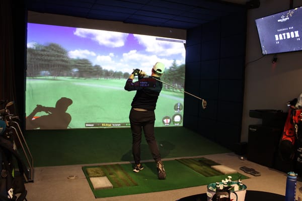 Celebran el 6º aniversario de Mulligans