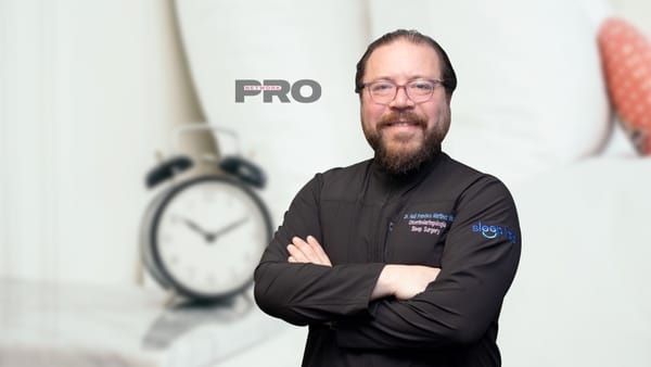 Los hacks para dormir bien del Dr. Raúl Martínez Vite