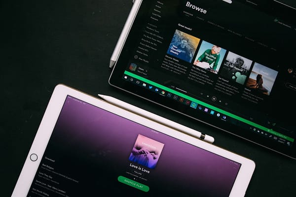 Spotify: Caras vemos, playlist no sabemos