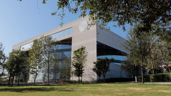 UDEM: Innovación Tecnológica en la Enseñanza para el Futuro