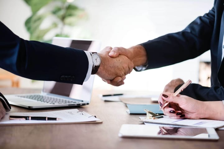 ¿Qué hace un asesor financiero?
