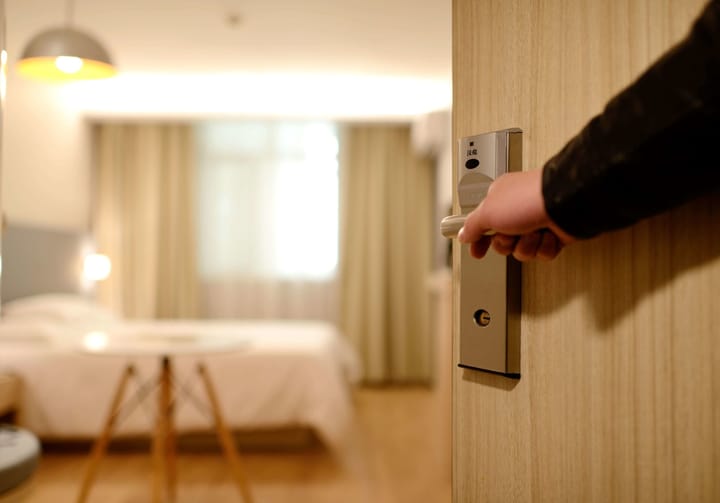 Airbnb compra app de buscador de hoteles