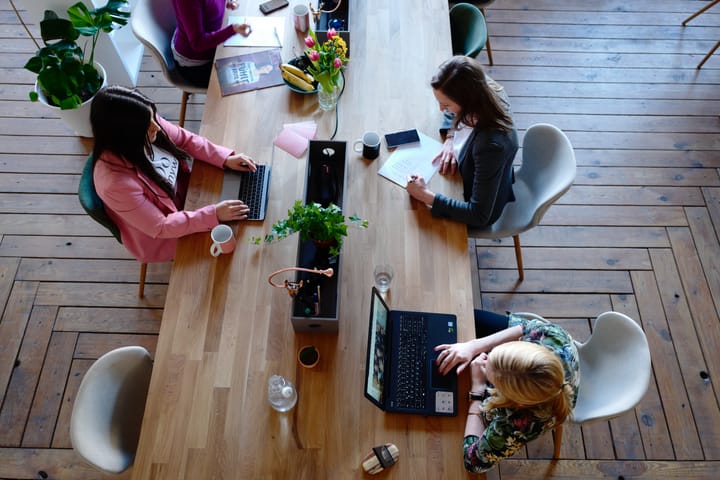 Woman Index: Mujeres expertas para todas las profesiones
